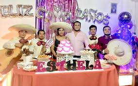 Garantizamos un show animado y autentico
