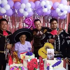 mariachis de arequipa para cumpleaños de mama